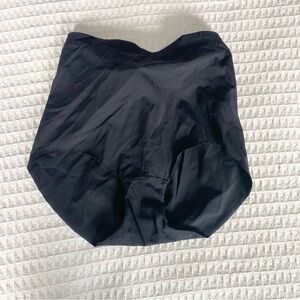 Intimissimi Black High-Waisted Shapewear size medium